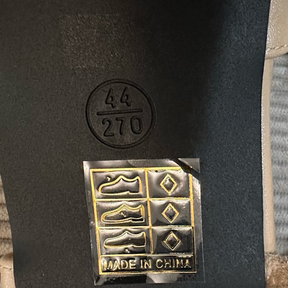 NEW Elegant Cream and Black Slingback Heels - size 12 (EU 44) - Picture 8 of 8